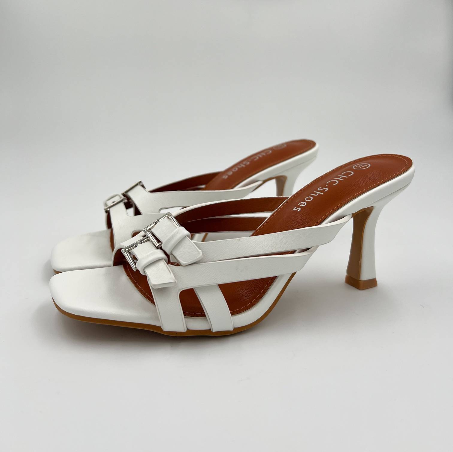 ARDESIA SANDALO CON TACCO